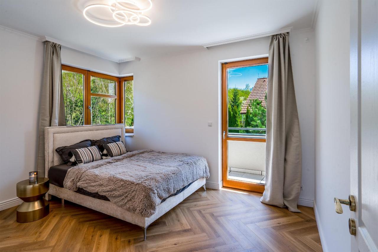 Serenity Prague Villa With Garden Jacuzzi ภายนอก รูปภาพ
